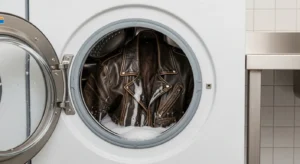 Laundry Jaket Leather Premium Profesional Area Cilebak Bandung